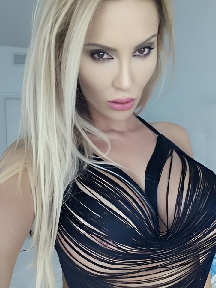 Индивидуалка Алена, доступна для личного знакомства от 10000 руб