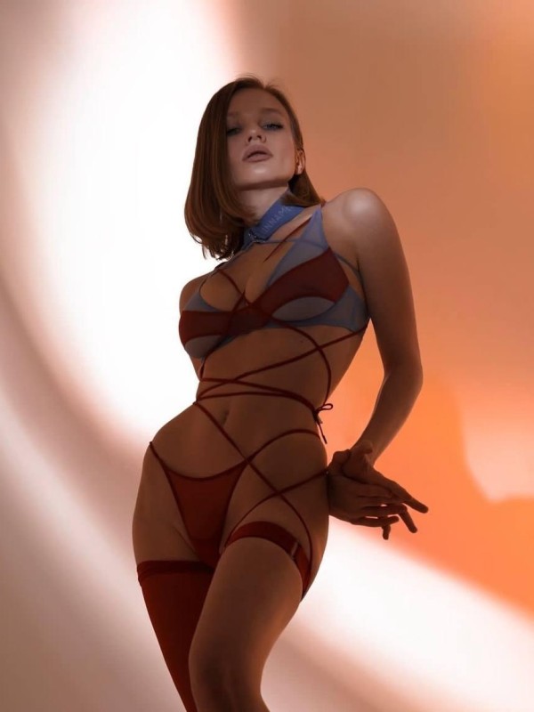 Валерия привлекательная девушка из Павлово цена от 5000 руб