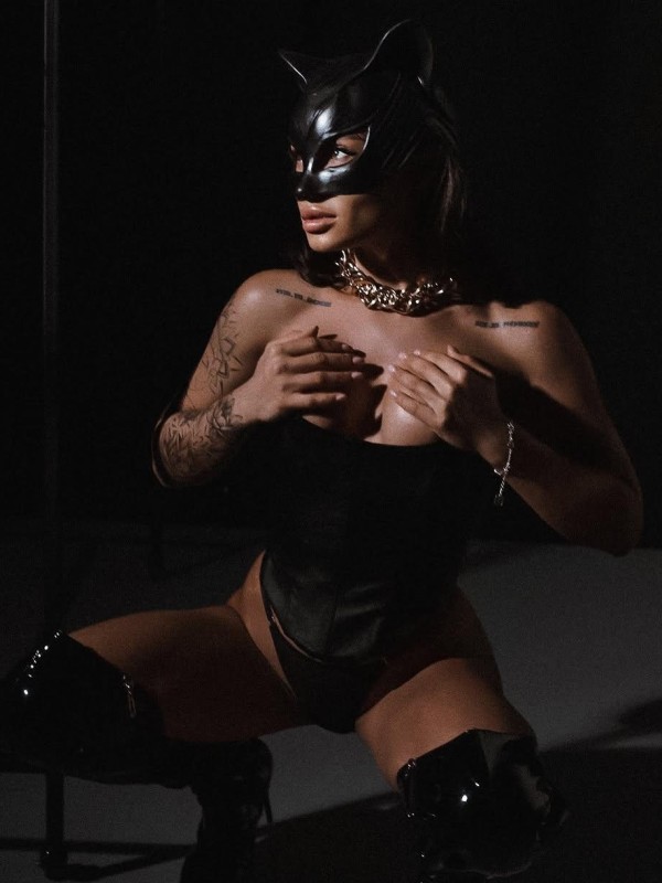 Маруся привлекательная девушка из Павлово цена от 8000 руб